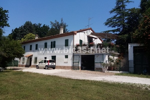 whatsapp image 2022-06-16 at 17.27.12 (2) - Unifamiliare Villa Pesaro (PU) CENTRO CITTA, CAMPANARA 