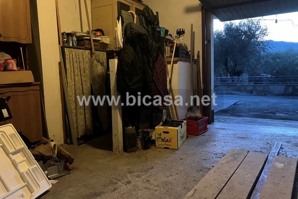 garage - Rustico Casolare Cascina Monte Cerignone (PU)  